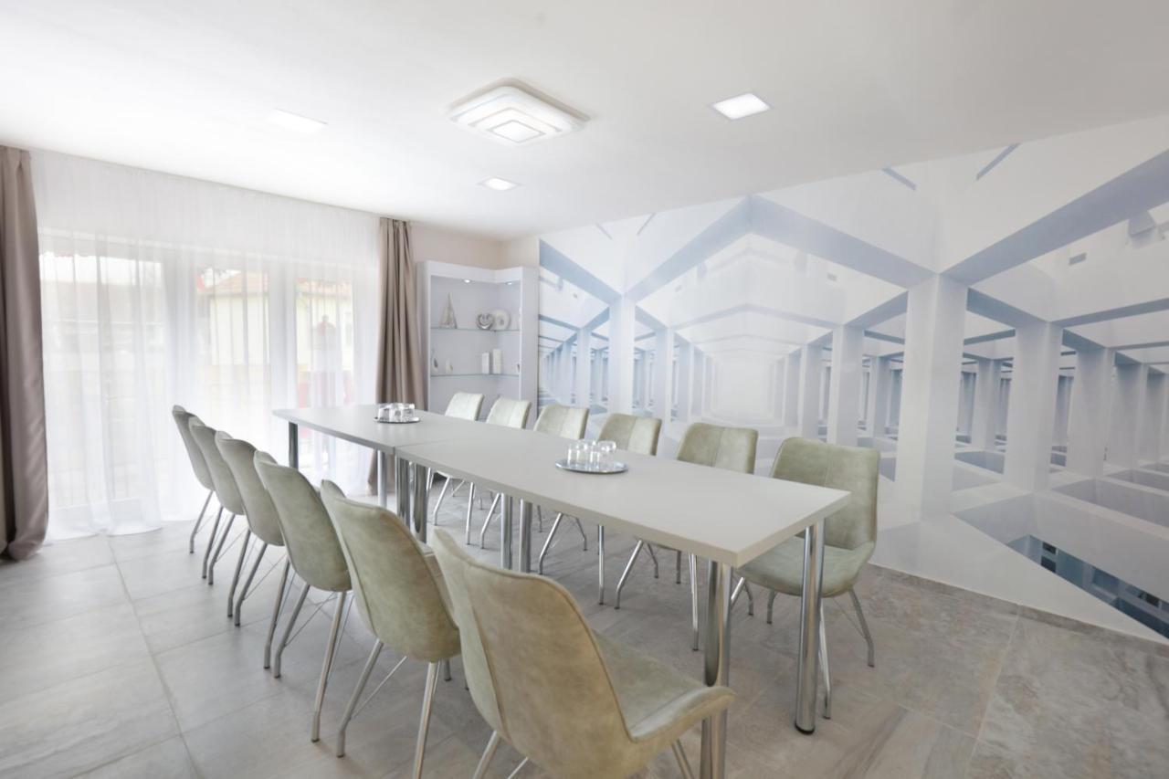 Trend Apartmanhaz -Vizslas Exterior foto